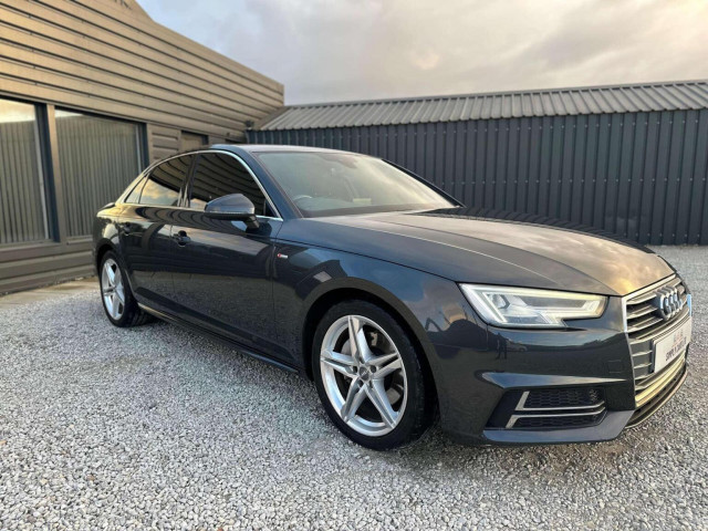 AUDI A4 2.0 TDI ultra S line S Tronic Euro 6 (s/s) 4dr