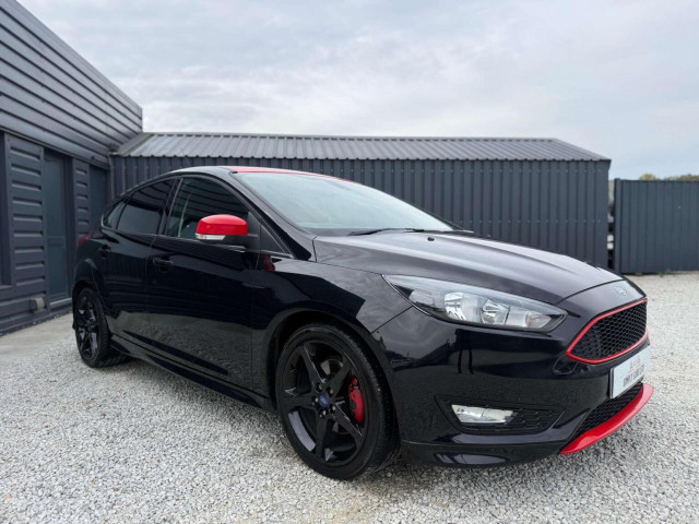 FORD FOCUS 1.5T EcoBoost Zetec S Black Edition Euro 6 (s/s) 5dr