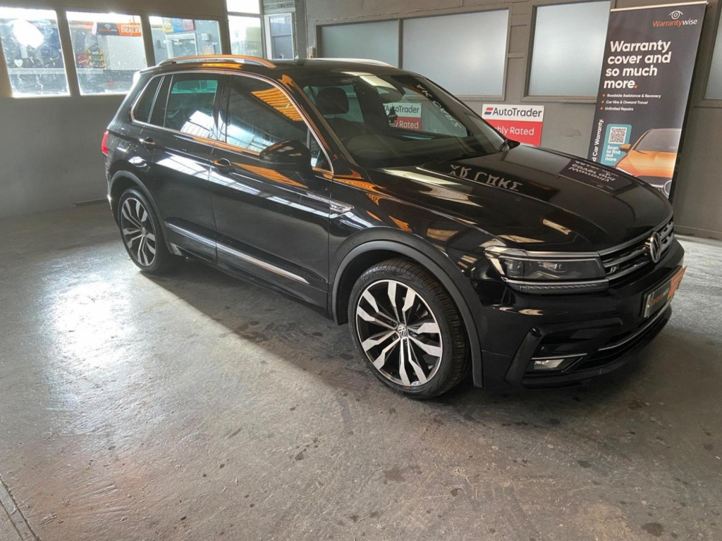 View VOLKSWAGEN TIGUAN 2.0 TDI R-Line DSG 4Motion Euro 6 (s/s) 5dr