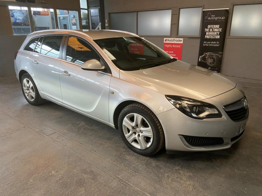 View VAUXHALL INSIGNIA 1.6 CDTi Design Nav Sports Tourer Auto Euro 6 5dr
