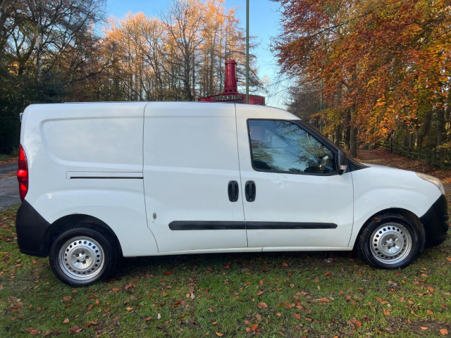 VAUXHALL COMBO