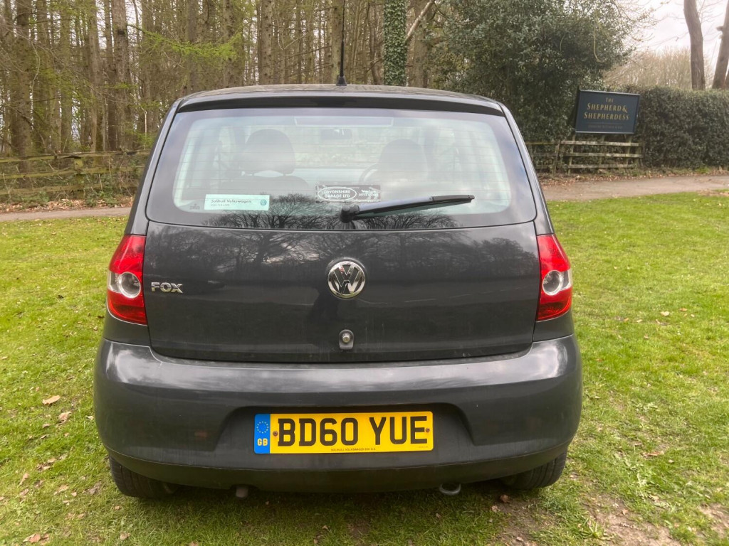 VOLKSWAGEN FOX