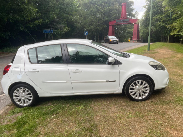 RENAULT CLIO