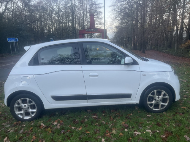 RENAULT TWINGO