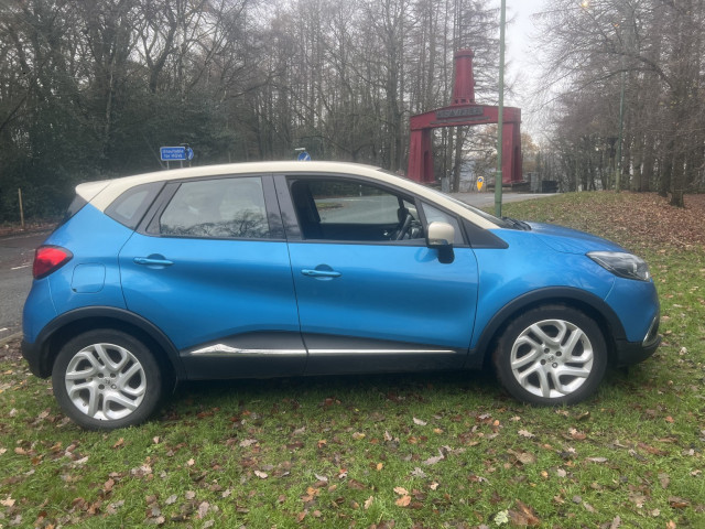 RENAULT CAPTUR