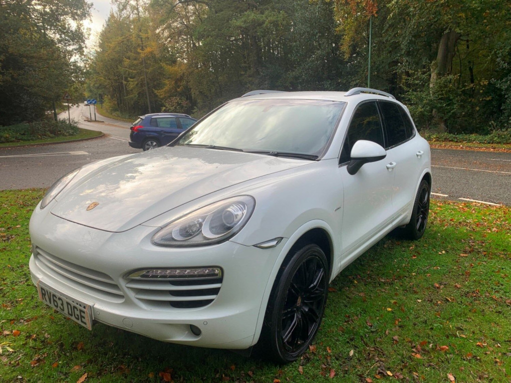 PORSCHE CAYENNE