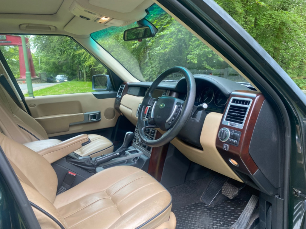 LAND ROVER RANGE ROVER