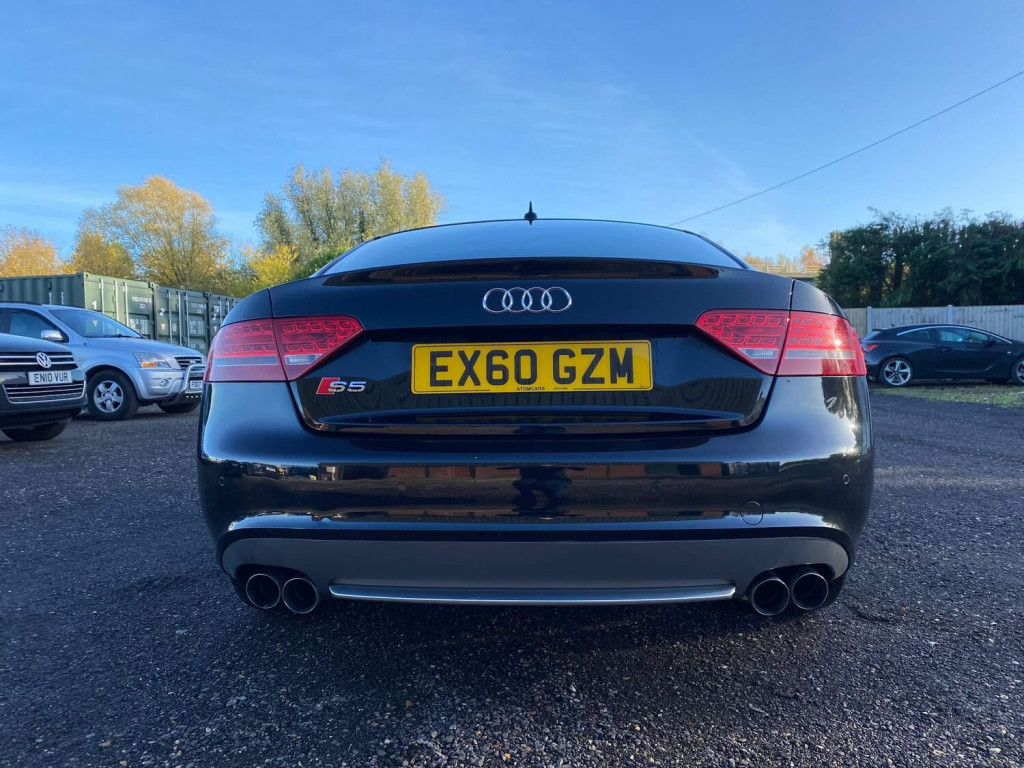 AUDI S5
