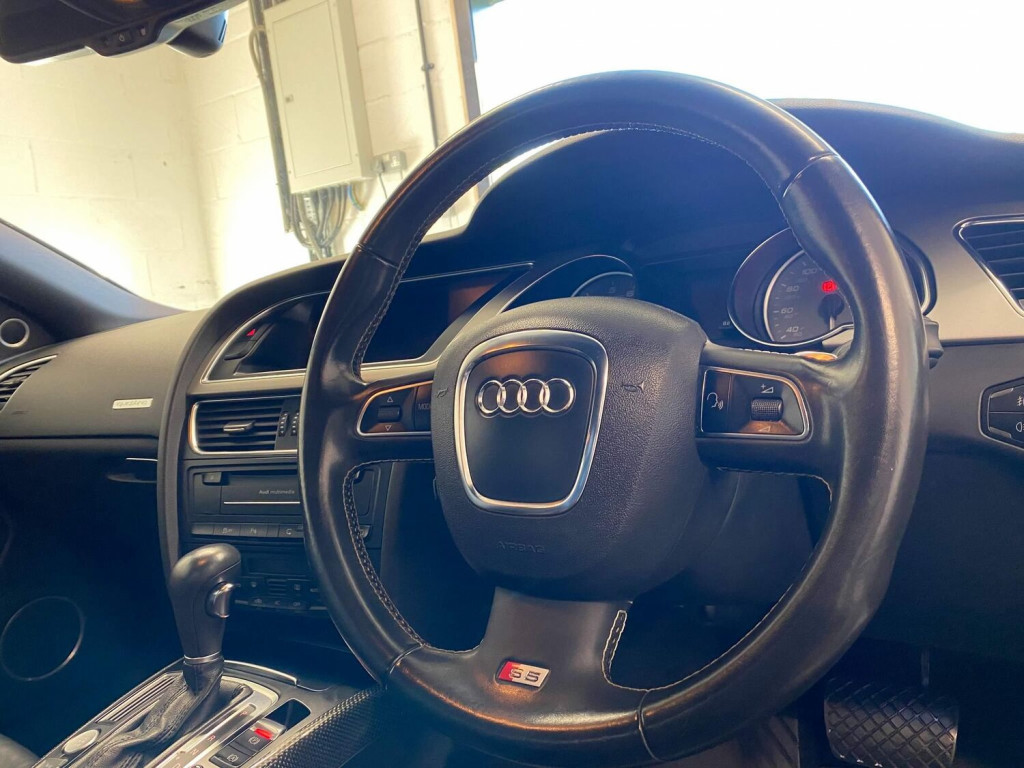 AUDI S5