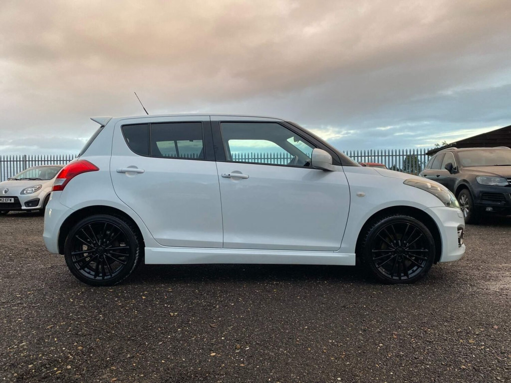 View SUZUKI SWIFT 1.6 Sport Euro 6 5dr (SNav)