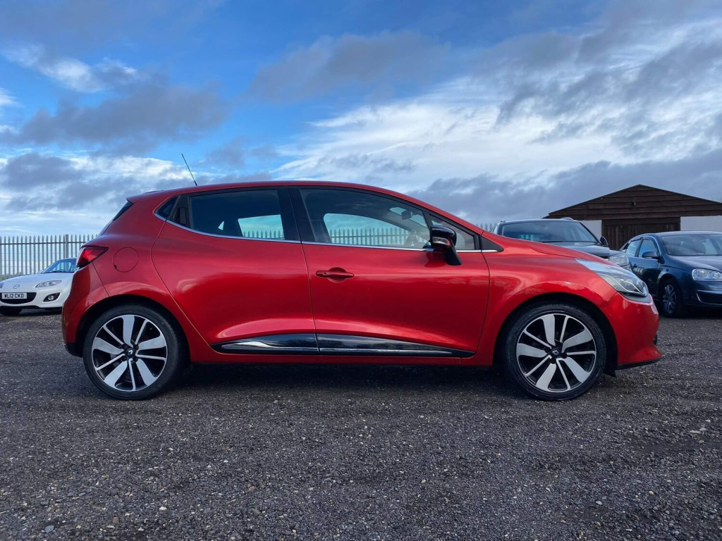 View RENAULT CLIO 0.9 TCe Dynamique S Nav Euro 6 (s/s) 5dr