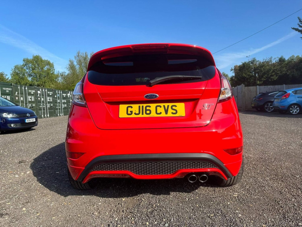 FORD FIESTA