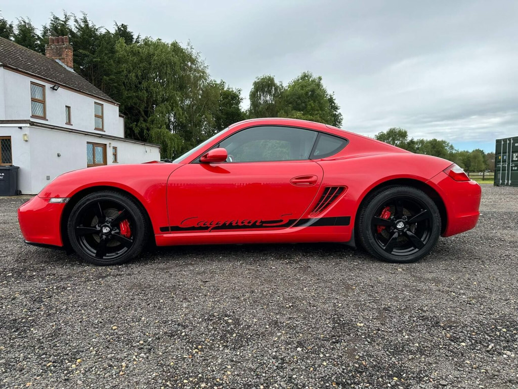 PORSCHE CAYMAN