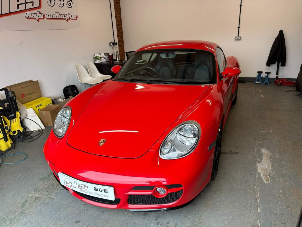 PORSCHE CAYMAN