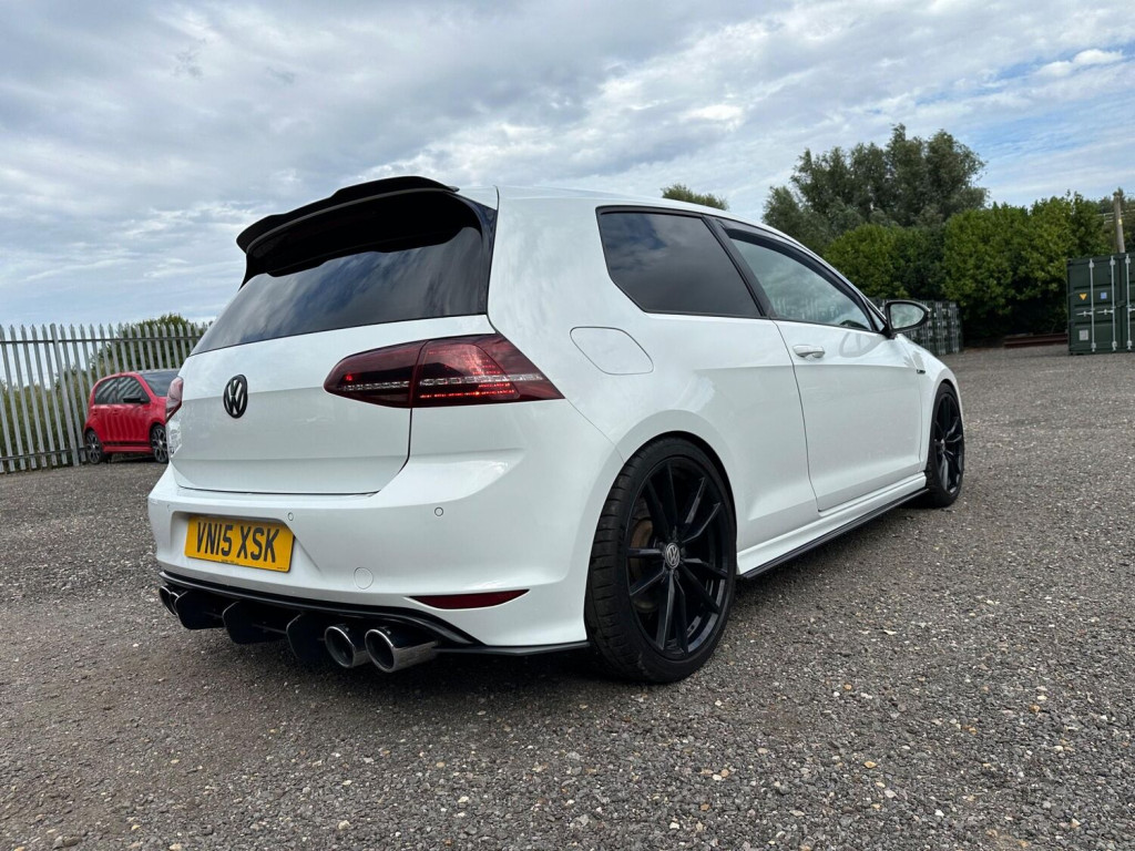 View VOLKSWAGEN GOLF 2.0 TSI BlueMotion Tech R 4Motion Euro 6 (s/s) 3dr