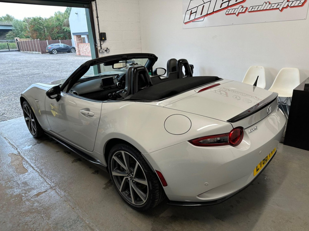 MAZDA MX-5
