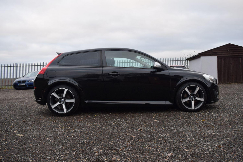 View VOLVO C30 2.0 D3 R-Design