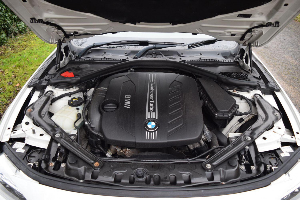 BMW 4 SERIES