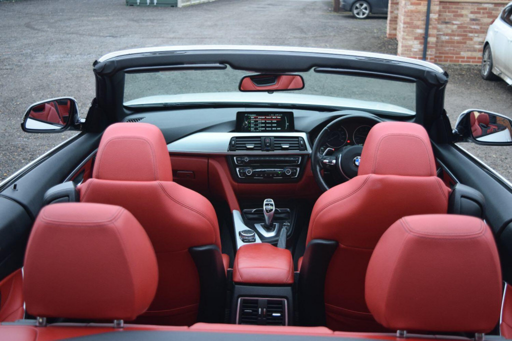 BMW 4 SERIES