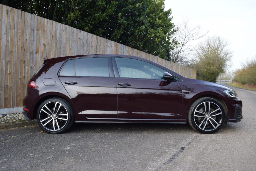View VOLKSWAGEN GOLF 2.0 TDI GTD