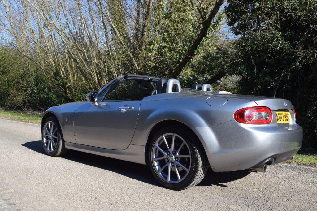 MAZDA MX-5