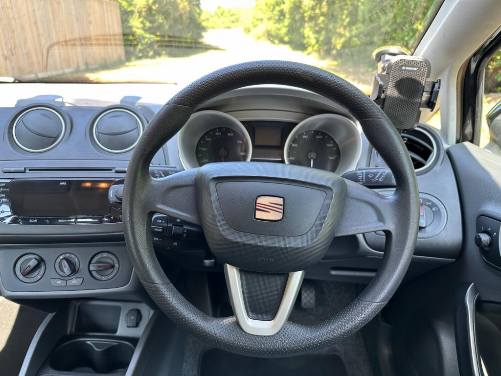 SEAT IBIZA