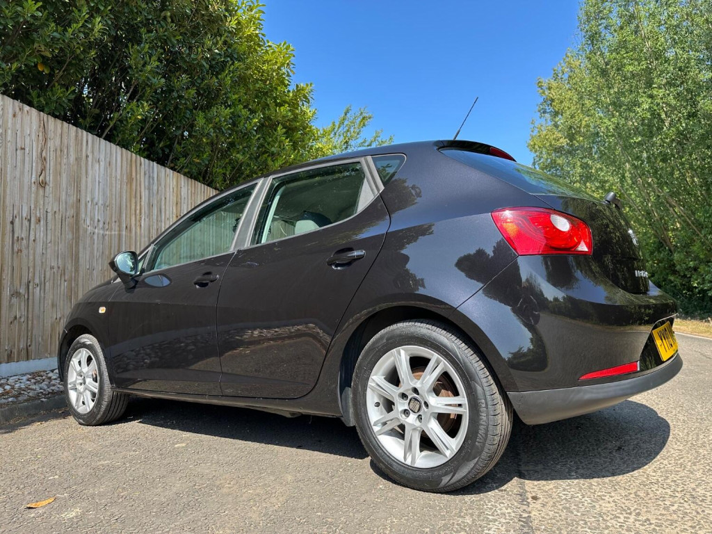 SEAT IBIZA