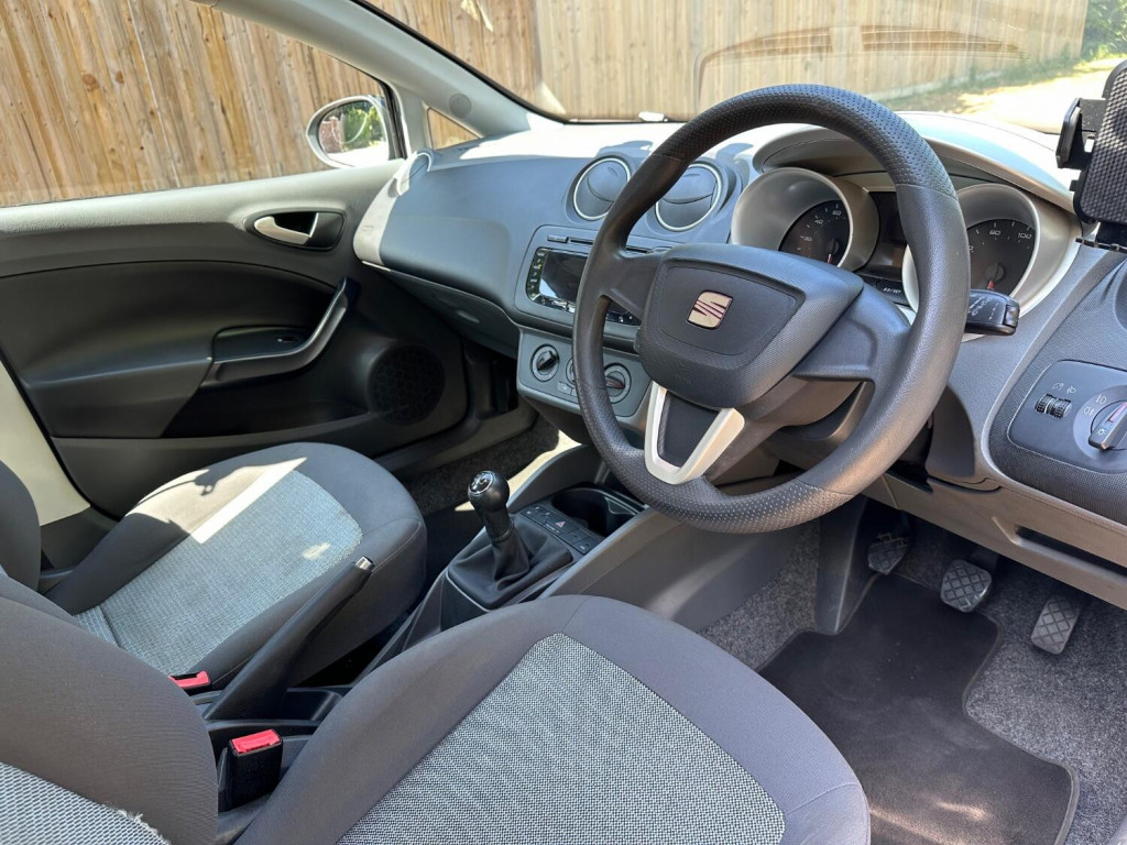 SEAT IBIZA