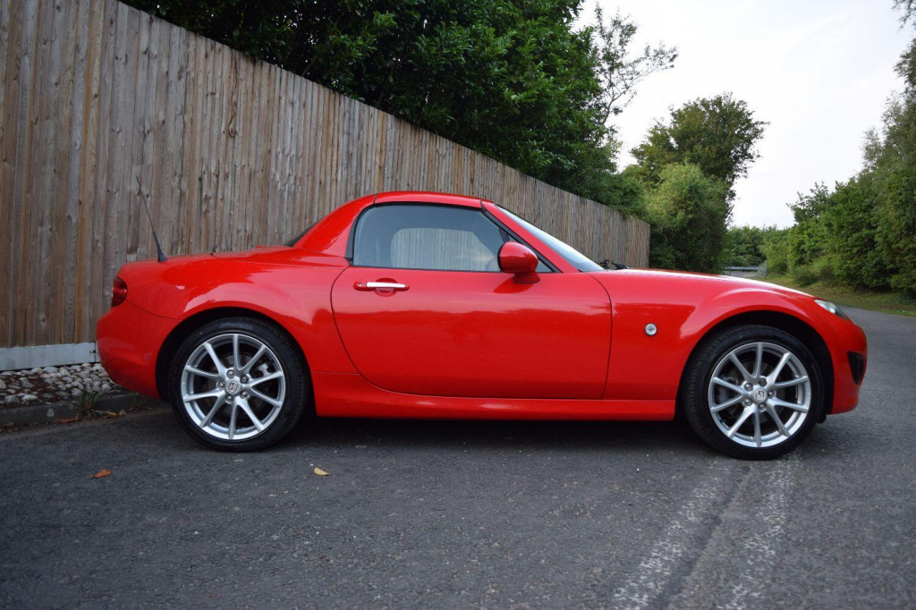 View MAZDA MX-5 2.0 i Sport Tech