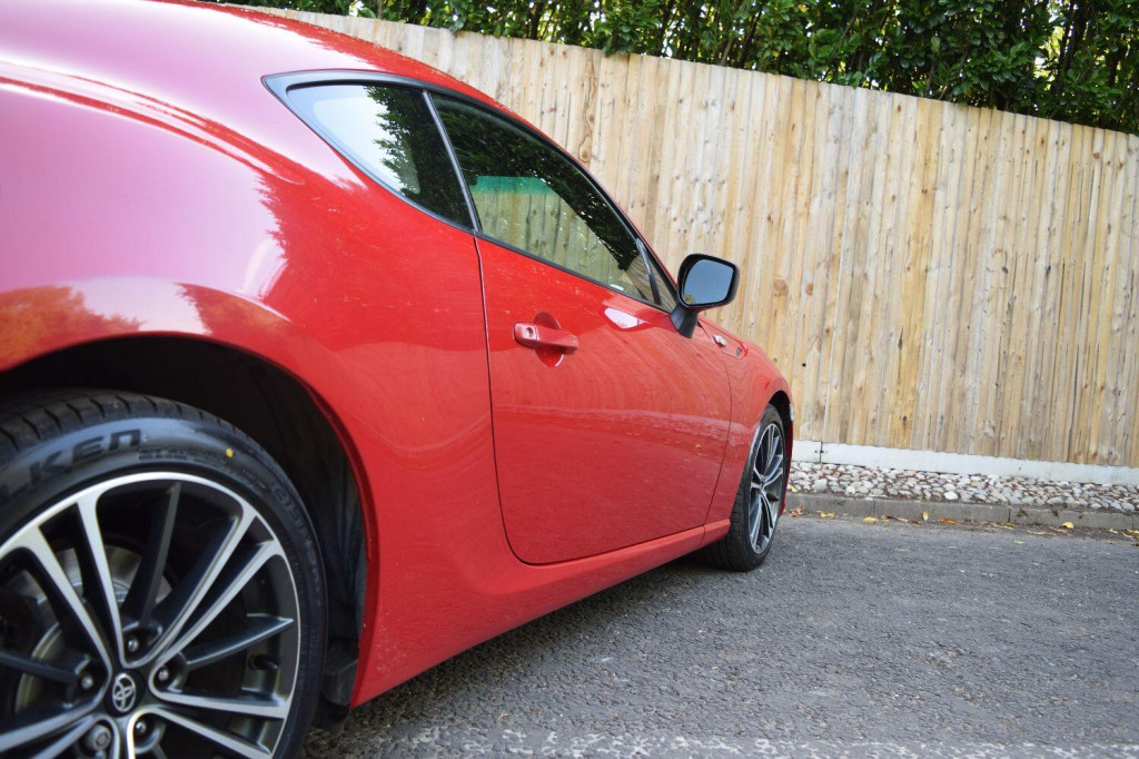 TOYOTA GT86