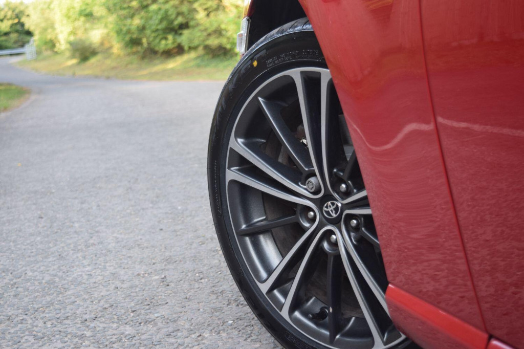 TOYOTA GT86