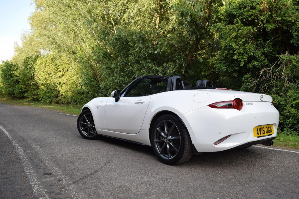 MAZDA MX-5
