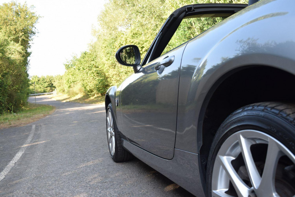MAZDA MX-5