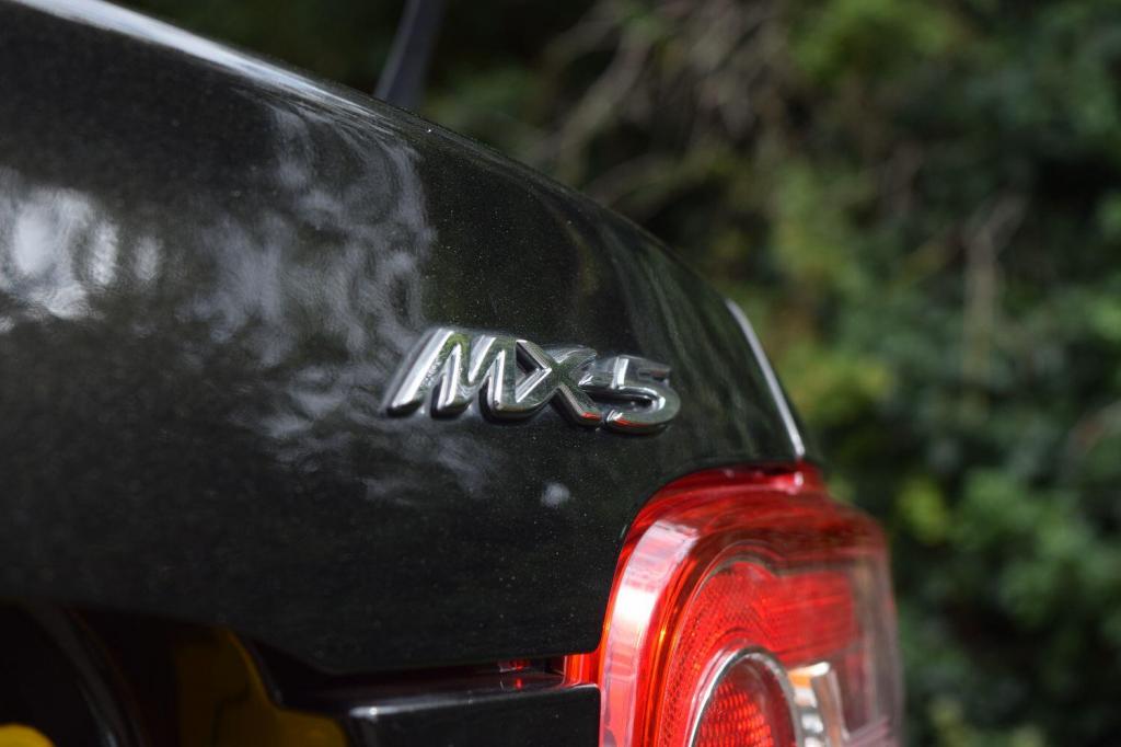 MAZDA MX-5