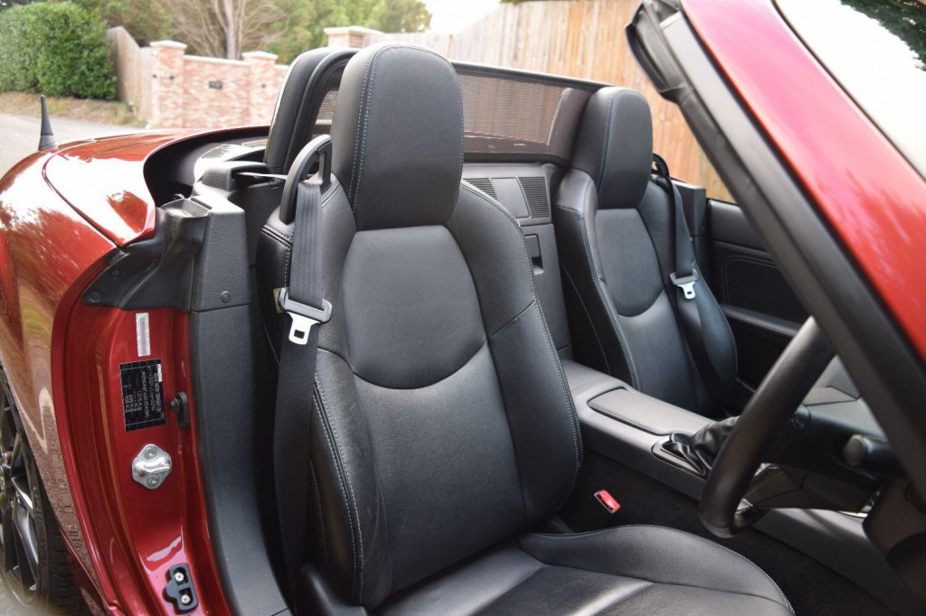 MAZDA MX-5