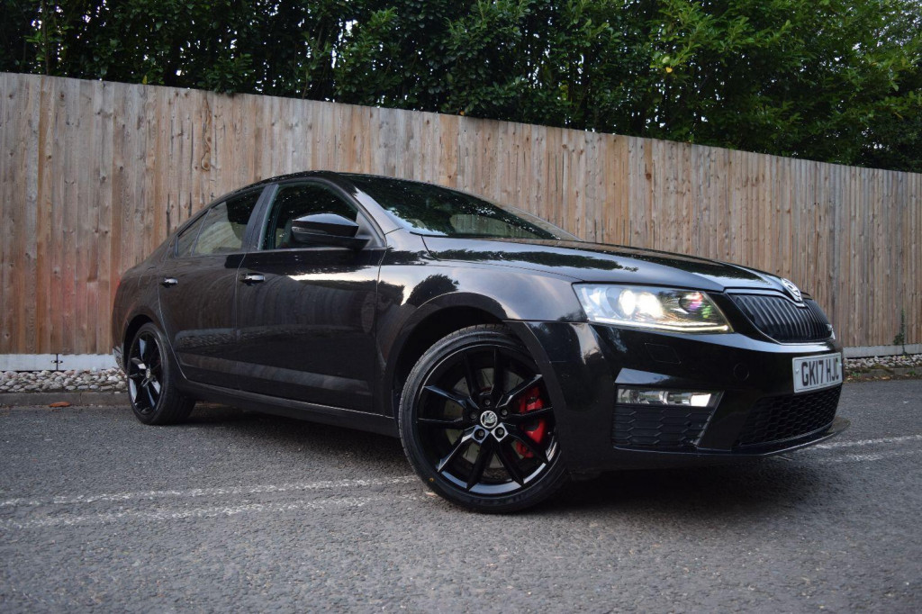 View SKODA OCTAVIA 2.0 TSI vRS