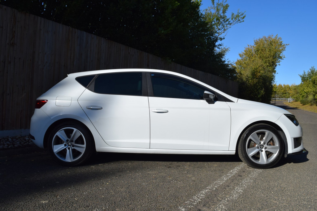 View SEAT LEON 2.0 TDI CR FR