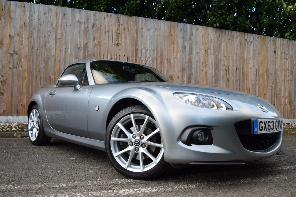 View MAZDA MX-5 2.0 i Sport Tech