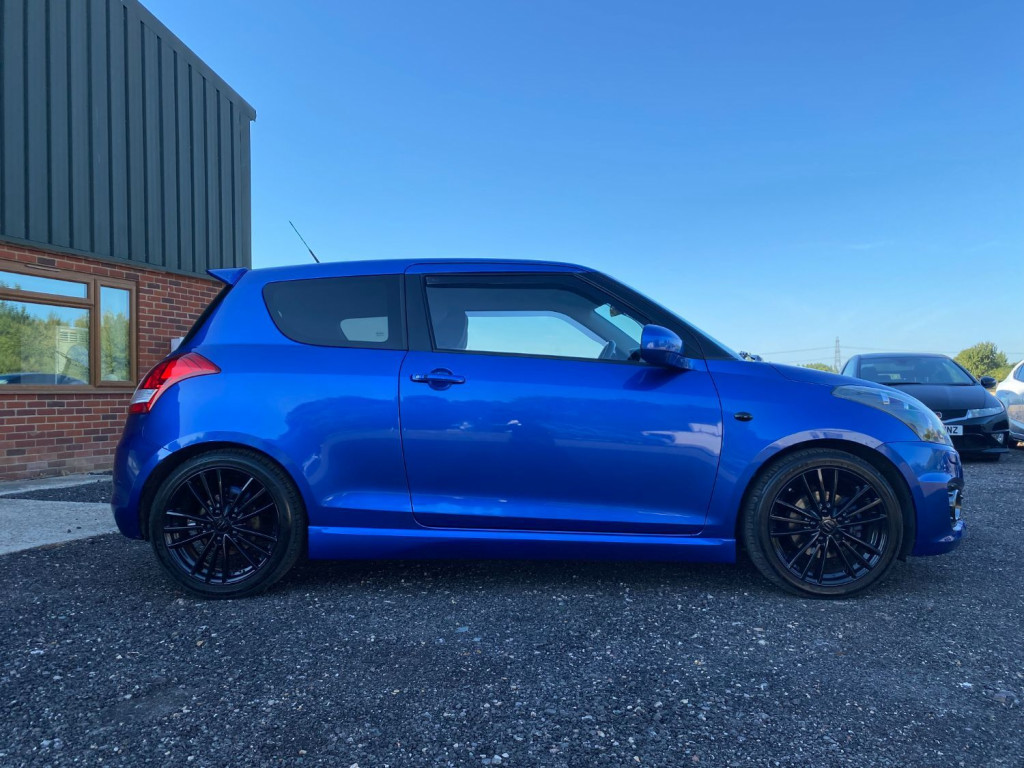 View SUZUKI SWIFT SPORT