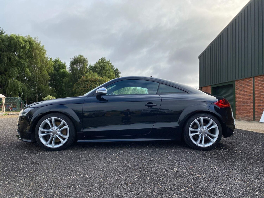 AUDI TTS