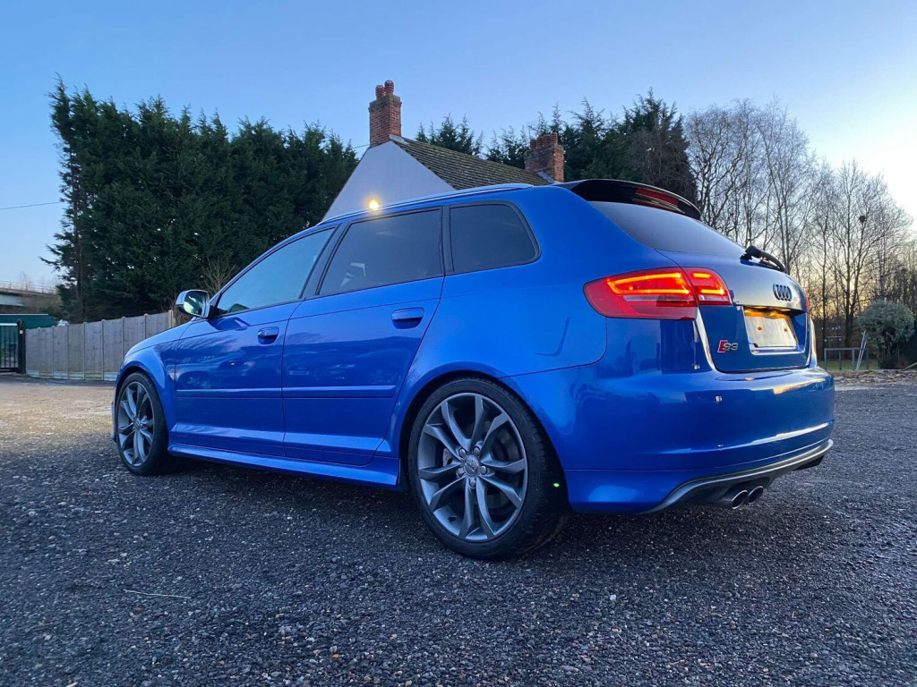 AUDI S3