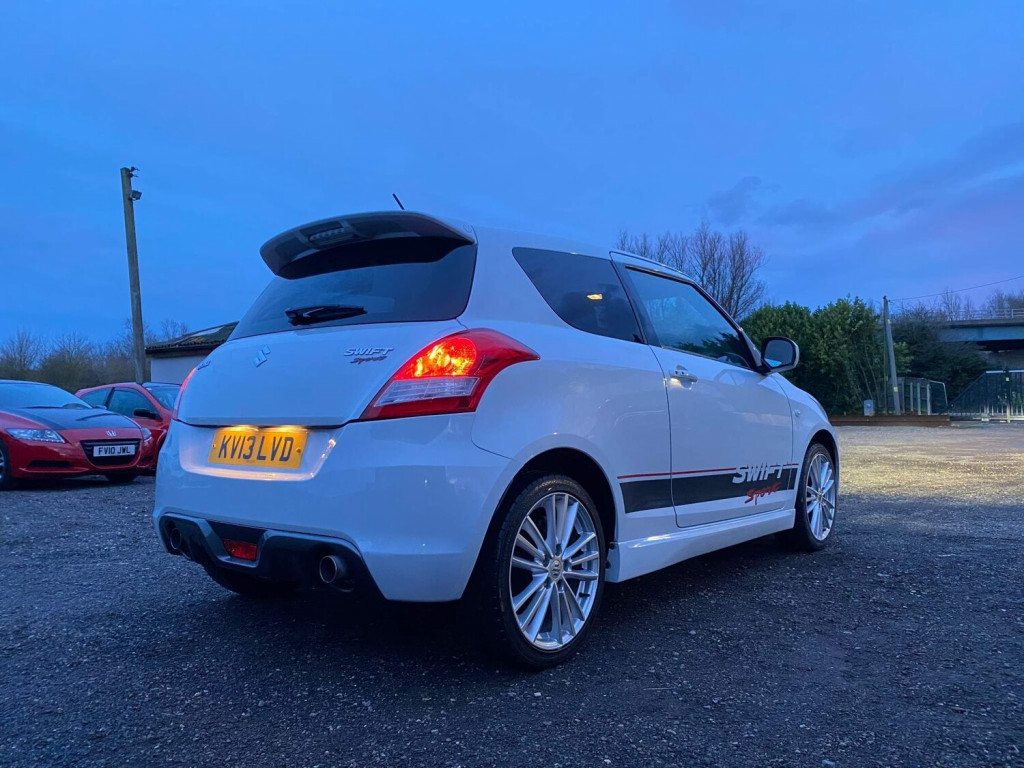 View SUZUKI SWIFT 1.6 Sport Euro 5 3dr