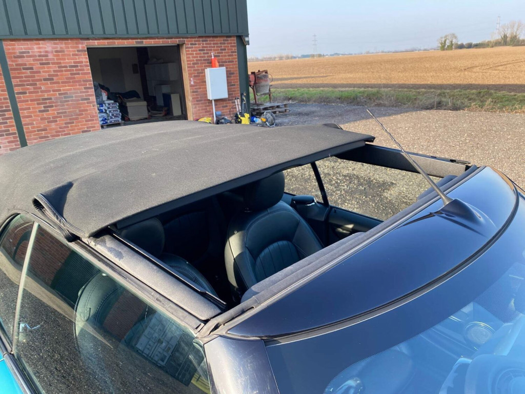 MINI CONVERTIBLE