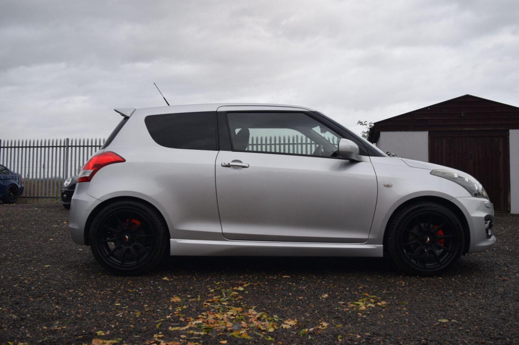 View SUZUKI SWIFT 1.6 Sport Euro 5 3dr (SNav)