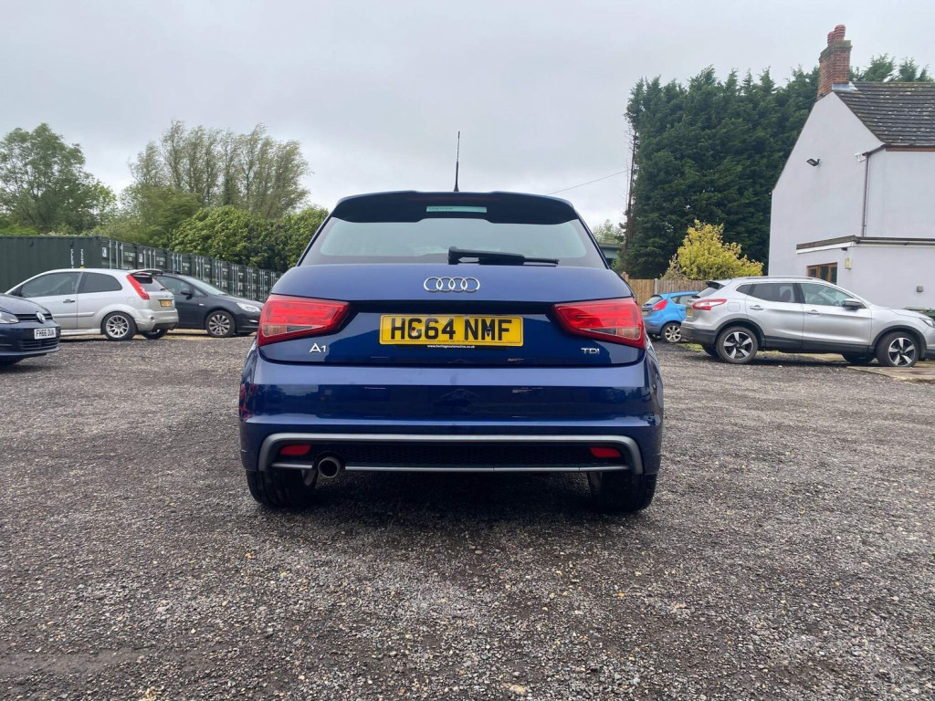 AUDI A1