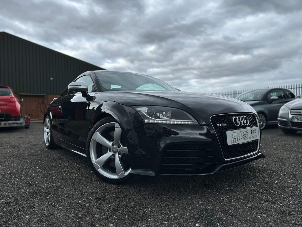 View AUDI TT RS 2.5 TFSI quattro Euro 5 3dr