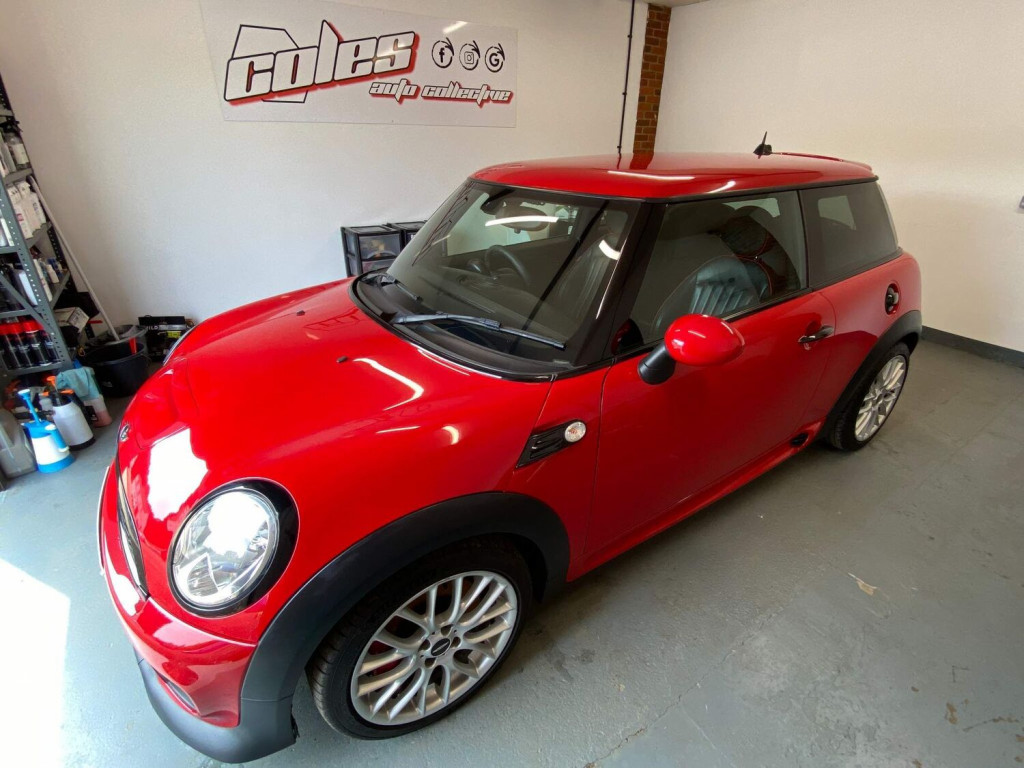 View MINI HATCH 1.6 John Cooper Works Euro 5 (s/s) 3dr