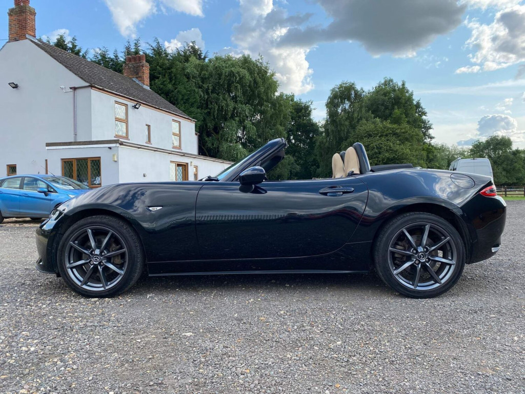 MAZDA MX-5