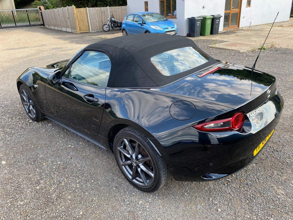 MAZDA MX-5