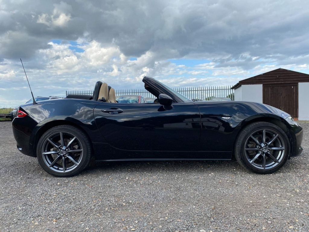 MAZDA MX-5